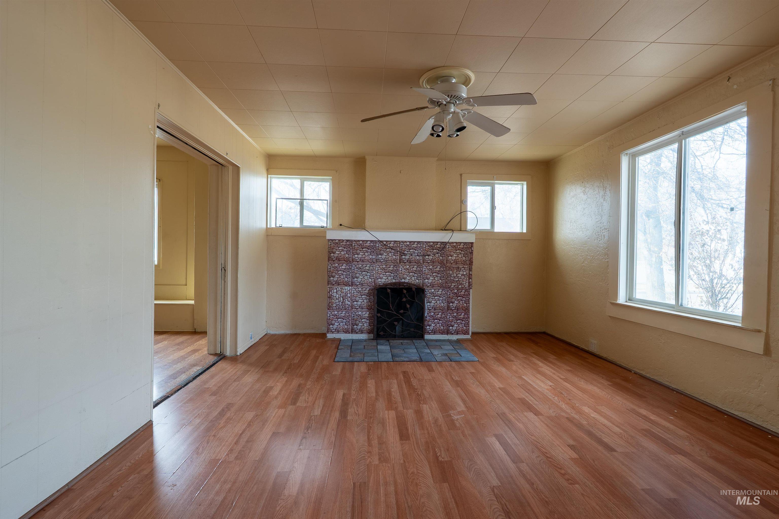 Twin Falls, Idaho 83301, United States, 3 Bedrooms Bedrooms, ,1 BathroomBathrooms,Residential,Active,83087