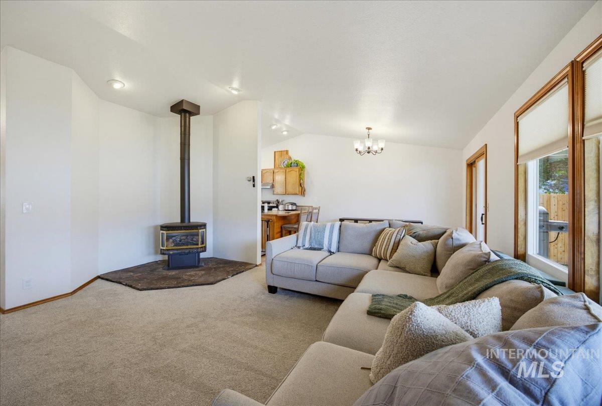 3321 N Lena Pl.
