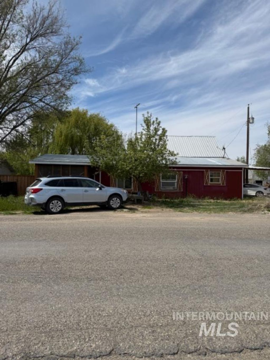 Photo of 105 3rd Street, Grand View, ID 83624 (MLS # 98984565)