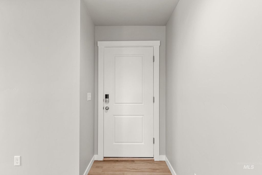 Photo of 5242 E Phelps Lake Dr, Nampa, ID 83687 (MLS # 98979248)