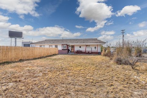 Photo of 1534 NE 10th Ave, Payette, ID 83661 (MLS # 98984884)