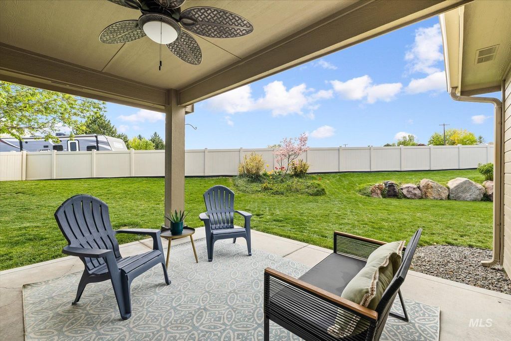 Photo of 2521 W Miller Ct, Nampa, ID 83686 (MLS # 98983952)