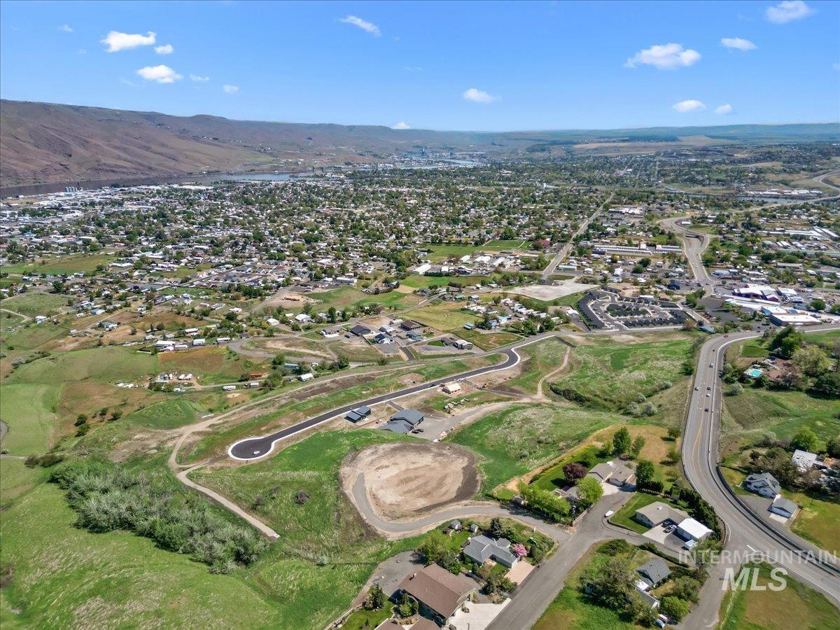 1685 Bennett Hill Drive