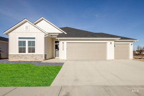 Photo of 3508 E Boxelder Dr, Nampa, ID 83686 (MLS # 98970584)