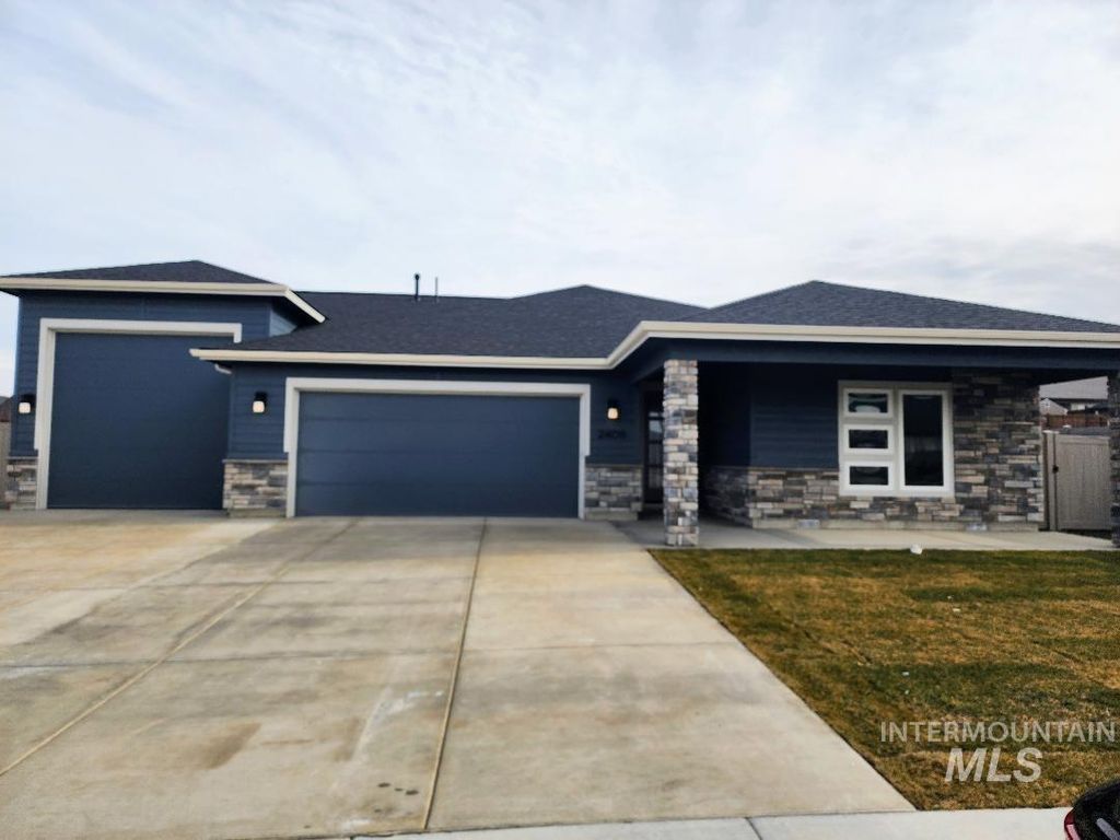 Photo of 2408 S Hurd Ave, Nampa, ID 83686 (MLS # 98973402)