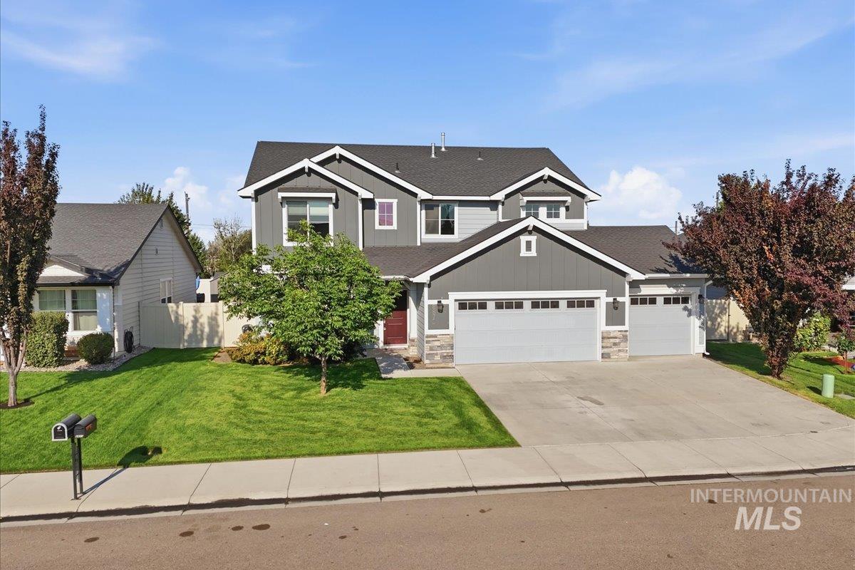 8873 S Royal Gala Ave.