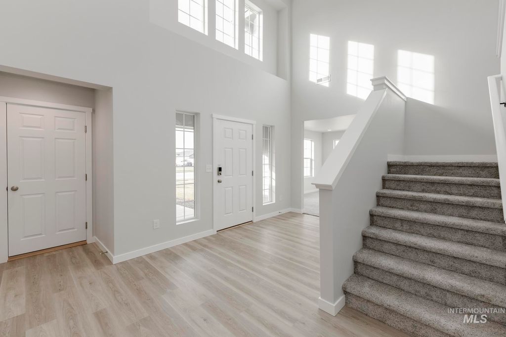 Photo of 13683 Higley Ct, Caldwell, ID 83607 (MLS # 98970108)