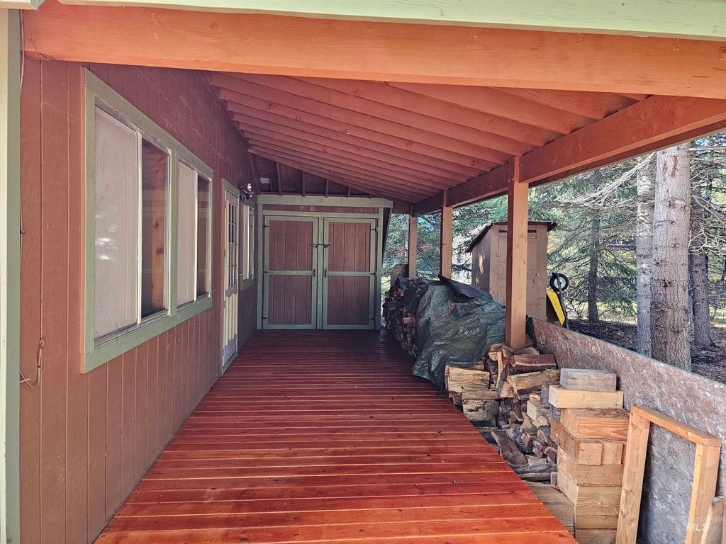 Photo of 959 Conifer Ln, McCall, ID 83638 (MLS # 98965918)