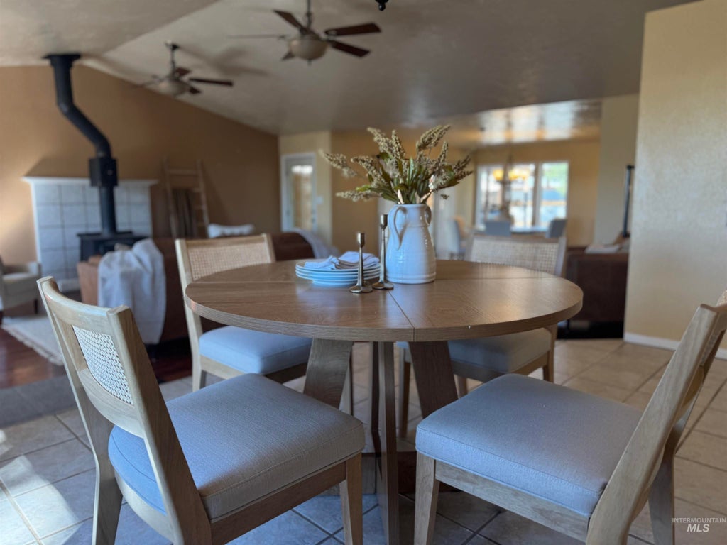 Photo of 1409 S 2000 E, Gooding, ID 83330 (MLS # 98982161)