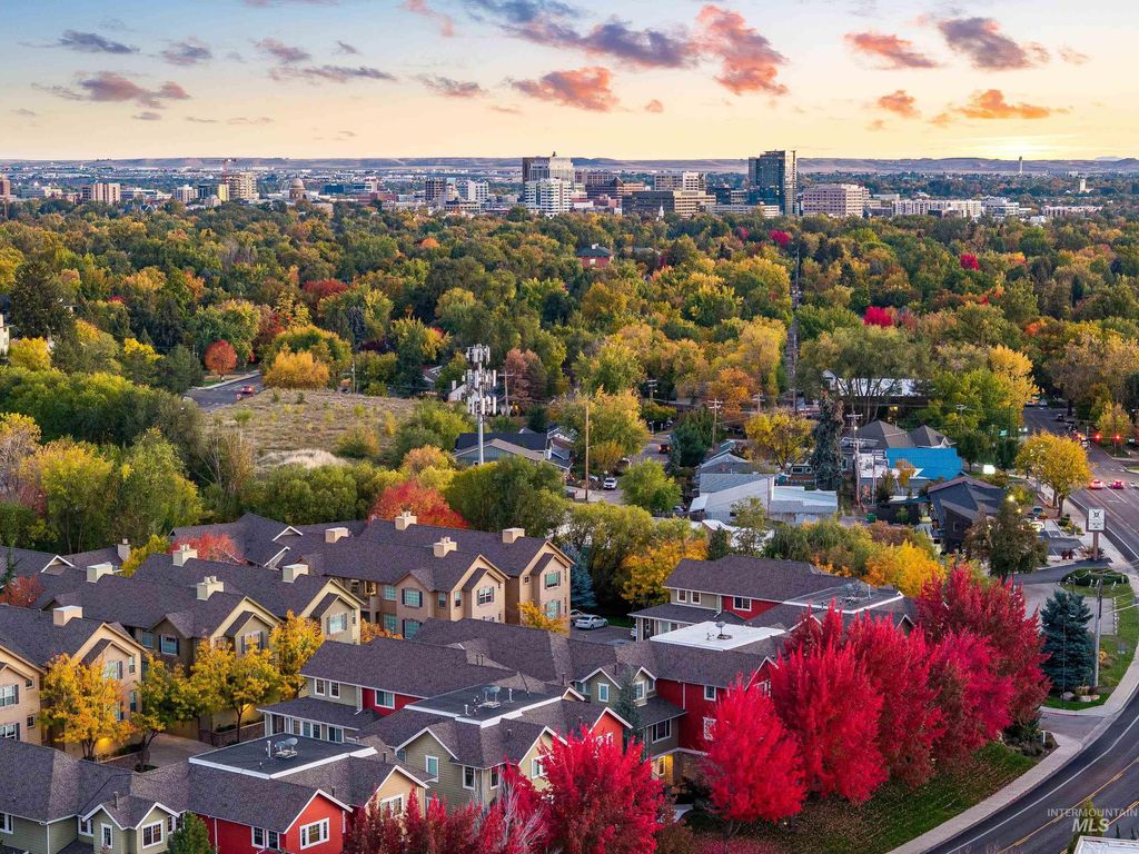 Photo of 2450 Bogus Basin Road, Boise, ID 83702 (MLS # 98972501)