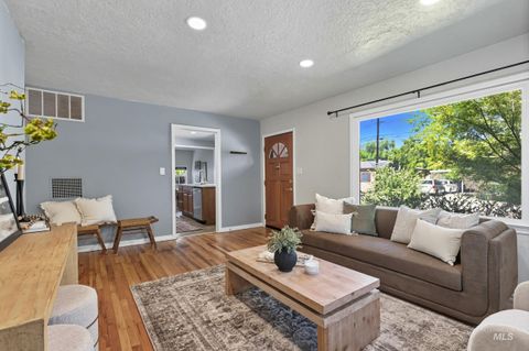 3209 W Plant Dr. Boise ID 83703