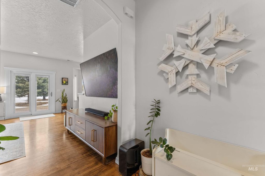 Photo of 13247 Brookie Rd, McCall, ID 83638 (MLS # 98981725)