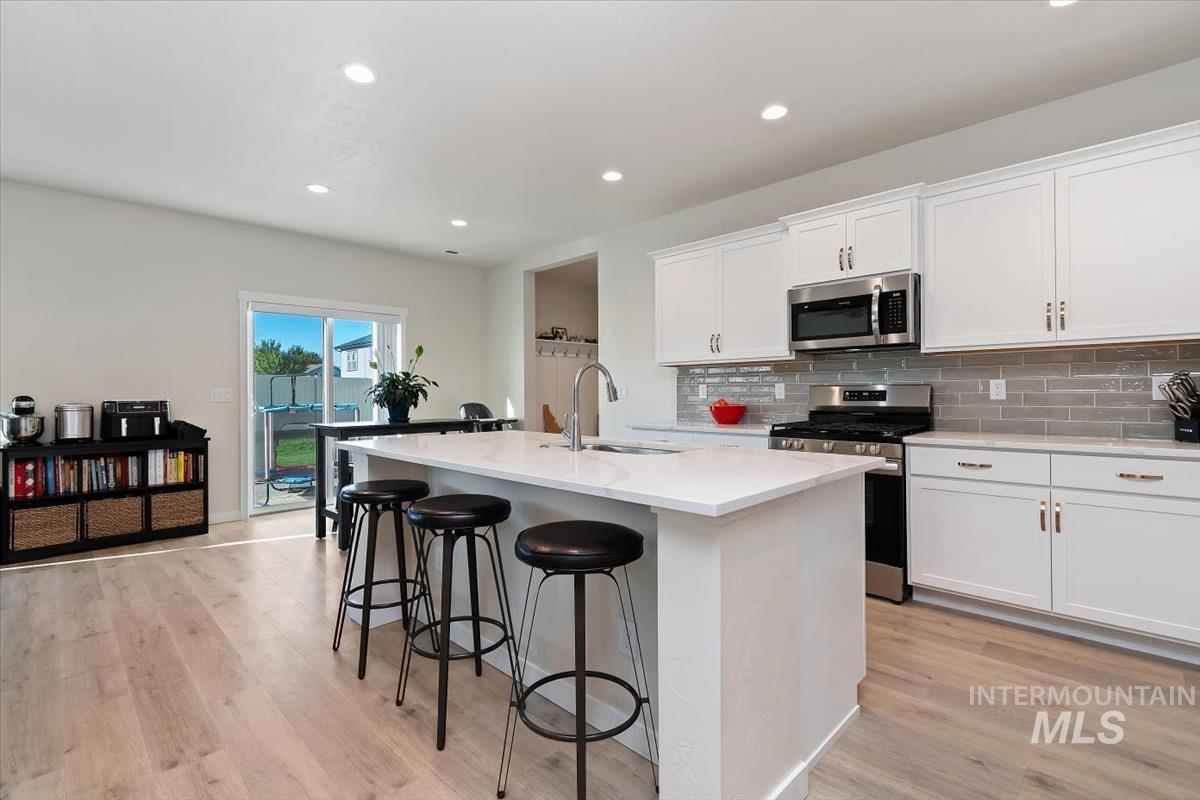 219 W Willow Dale Dr.