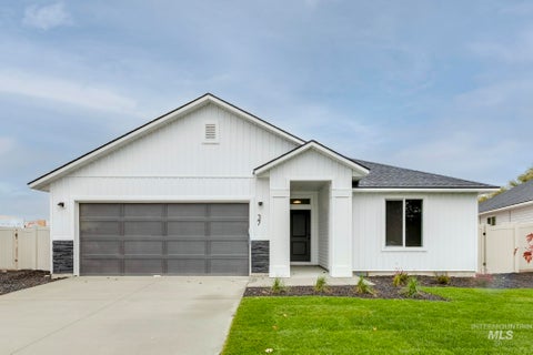 Photo of 1358 N Coltsfoot Ave, Kuna, ID 83634 (MLS # 99001368)