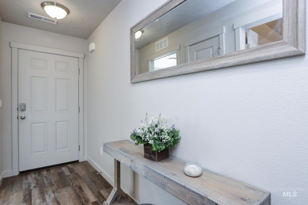 Photo of 795 N Baldner Point Place, Nampa, ID 83651 (MLS # 98983260)