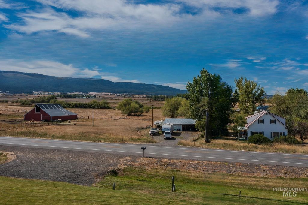 Photo of 196 Highway 95 North, Grangeville, ID 83530 (MLS # 98958817)