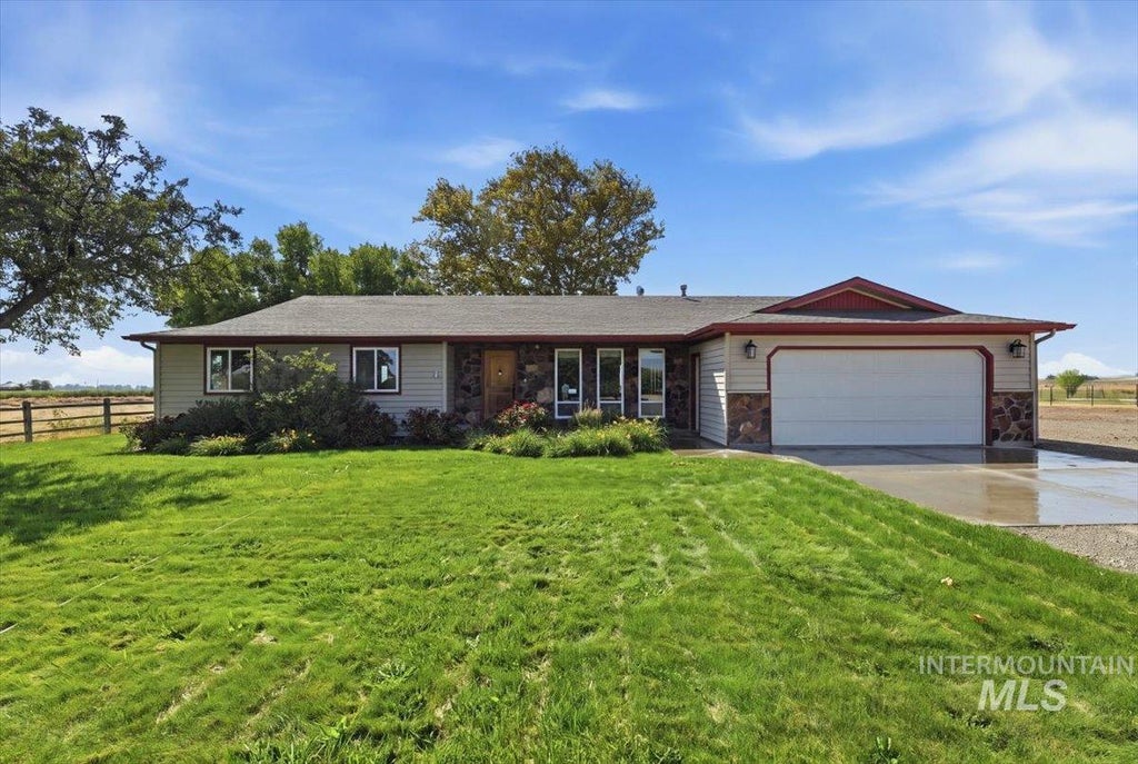 Photo of 26201 Hop Rd, Caldwell, ID 83607 (MLS # 98999398)