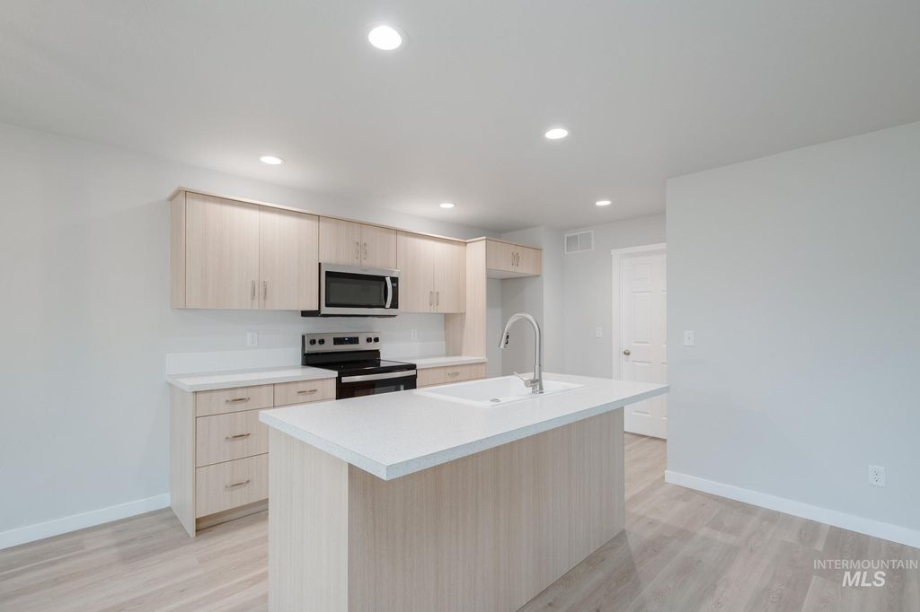 Photo of 23 S Sweetgrass Pl, Nampa, ID 83651 (MLS # 98975545)