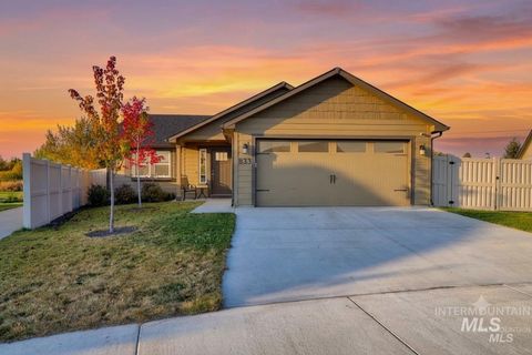 Photo of 833 Barron Lakes Ave, Middleton, ID 83644 (MLS # 98989060)