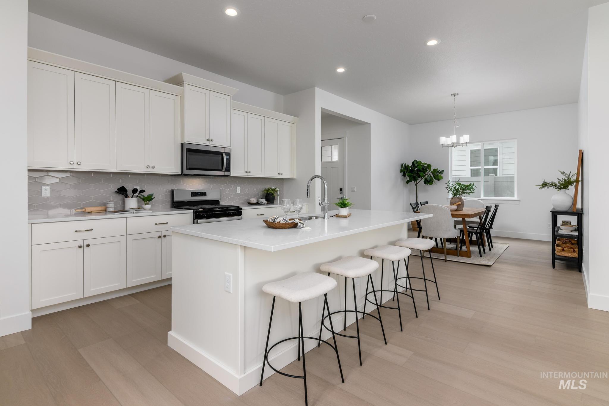 8595 W Stock Bridge St