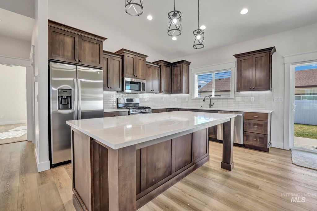 Photo of 1376 Haizlee Way, Twin Falls, ID 83301 (MLS # 98936022)