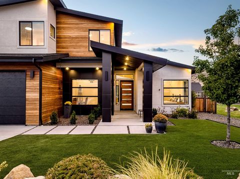 Photo of 1903 S Meteor Way, Boise, ID 83712 (MLS # 98980162)