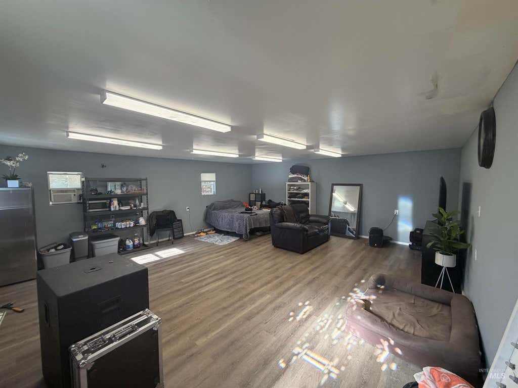 Photo of 204 N Sugar St, Nampa, ID 83687 (MLS # 98990369)