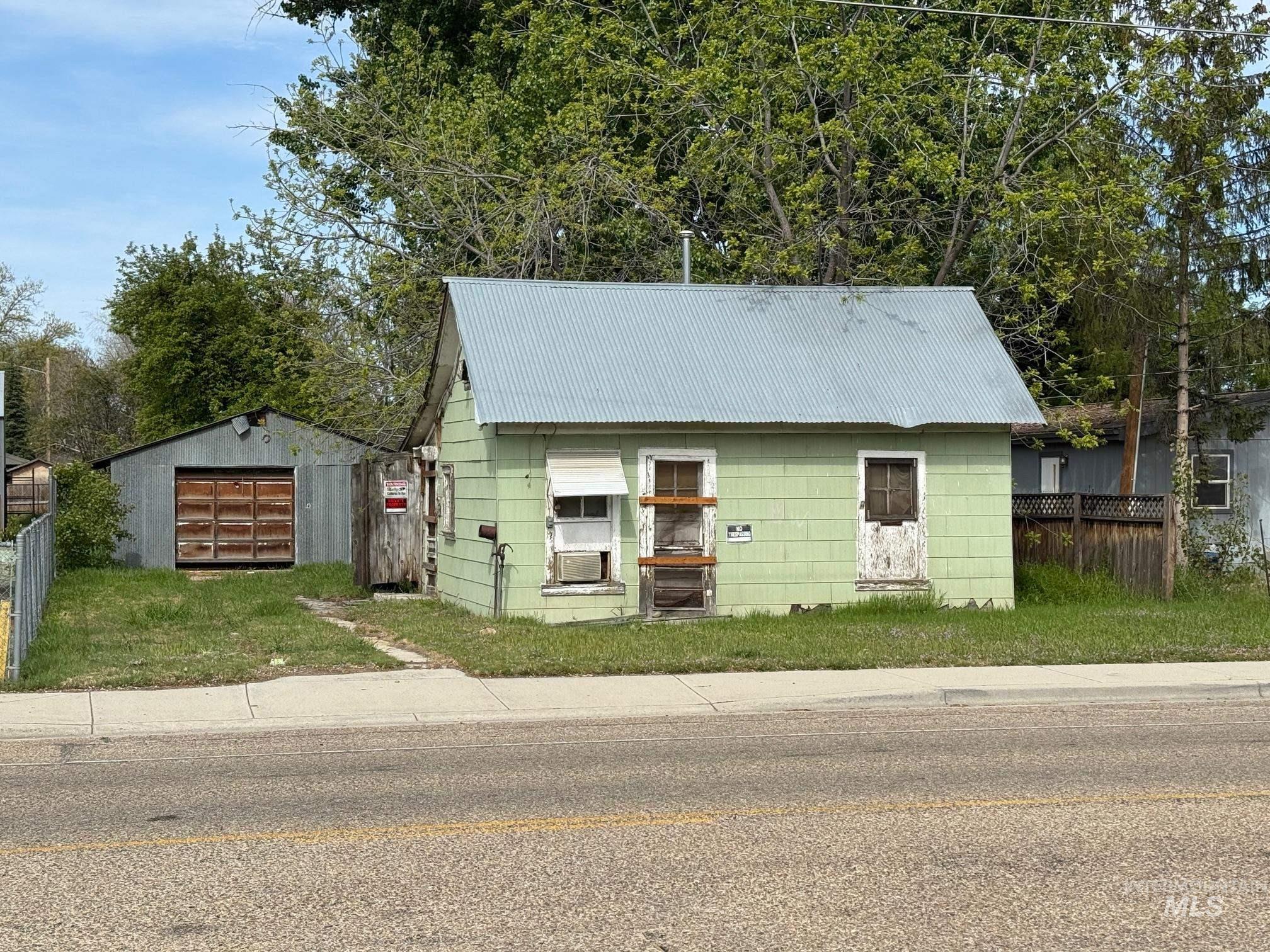 214 S Middleton Rd