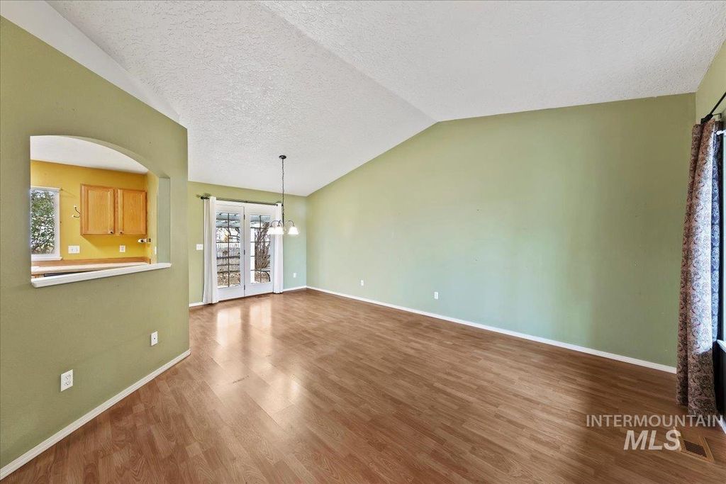 Photo of 1516 W Bird Loop, Nampa, ID 83686 (MLS # 98968969)