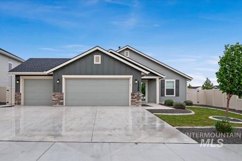 Photo of 12288 Varga St, Caldwell, ID 83651 (MLS # 98983431)