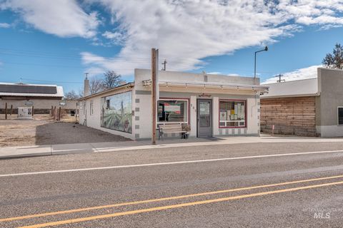 Photo of 503 1st St, Adrian, OR 97901 (MLS # 98975877)