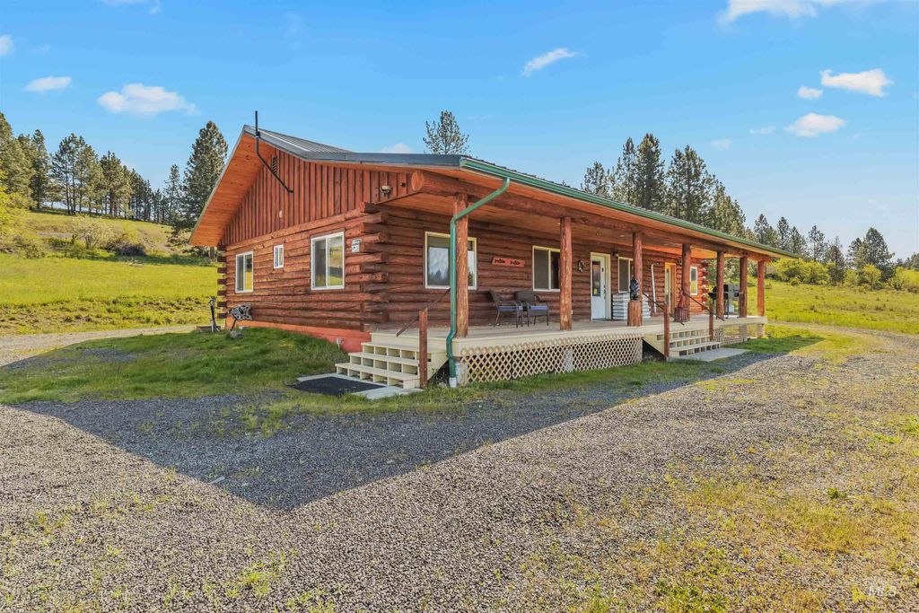 Photo of 830 Leitch Creek Road, Kooskia, ID 83539 (MLS # 98984731)