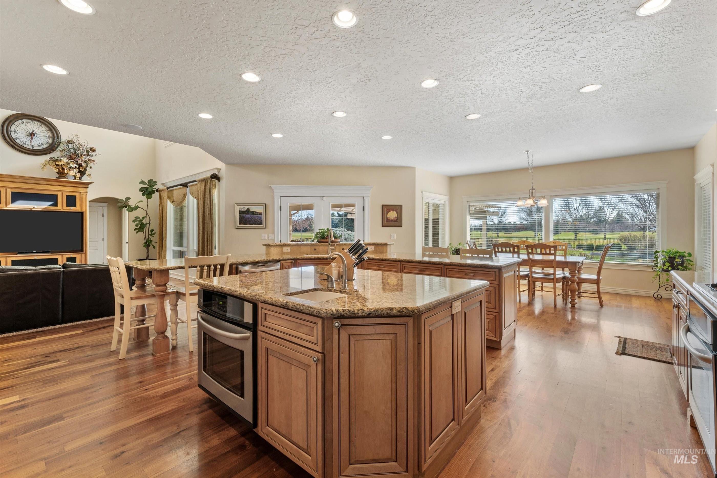 7157 N Spurwing Way, Meridian, Idaho image 3