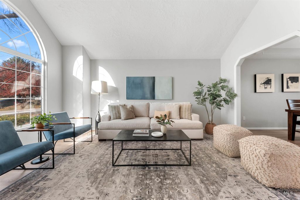 Photo of 1118 N Snead Ave, Eagle, ID 83616 (MLS # 98968626)