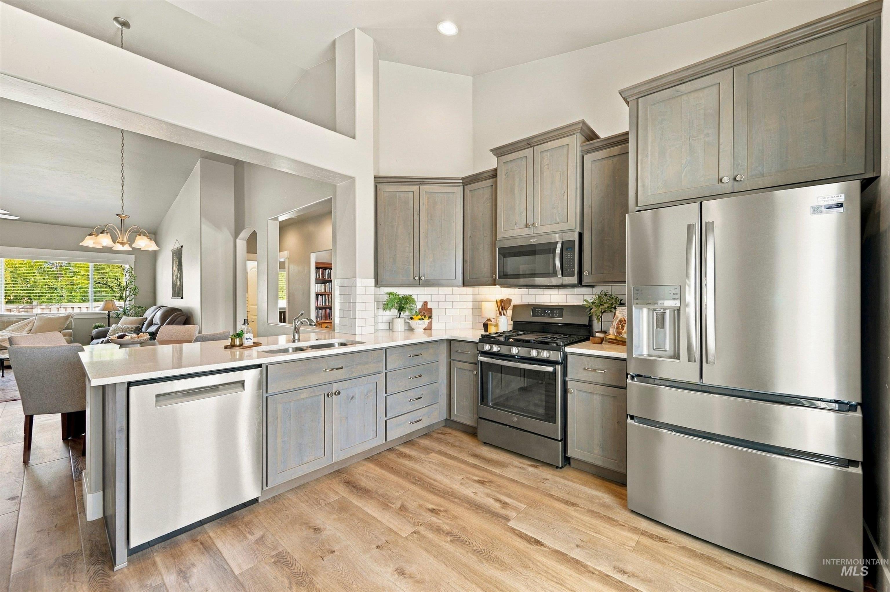 1656 Spring Creek Ave.