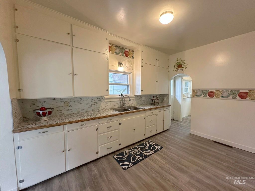 Photo of 245 W Court ST, Weiser, ID 83672 (MLS # 98989043)