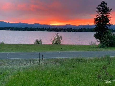 Photo of 2231 W Mountain Rd, Donnelly, ID 83615 (MLS # 98987885)