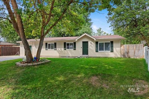 Photo of 1 13th Ave N Ave, Payette, ID 83661 (MLS # 98961357)