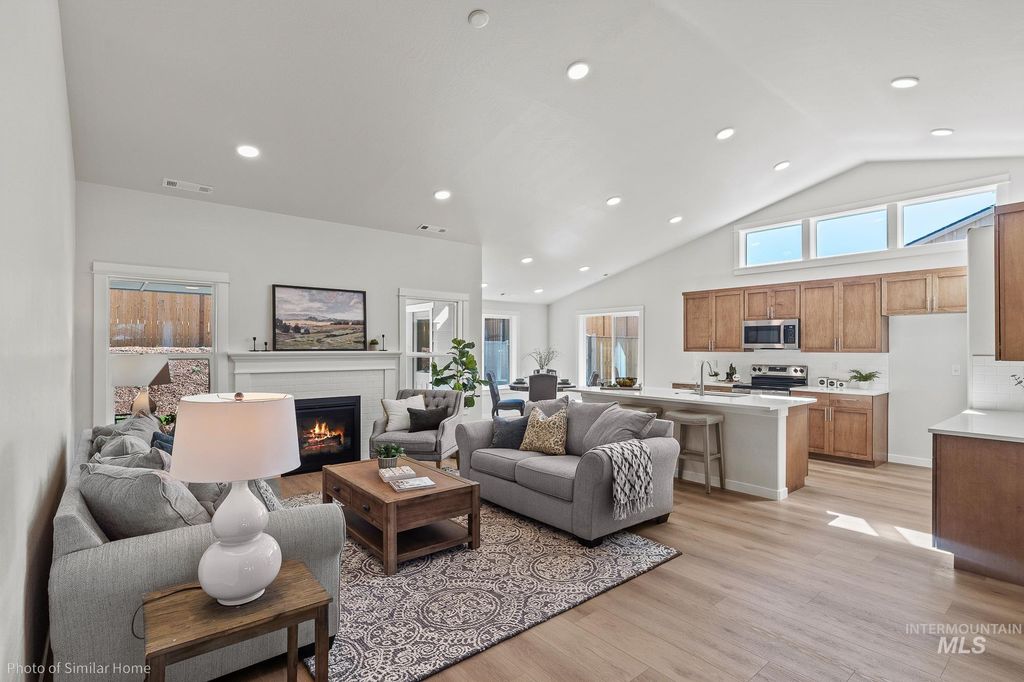 Photo of 3216 Blackhawk Court, Lewiston, ID 83501 (MLS # 98959153)