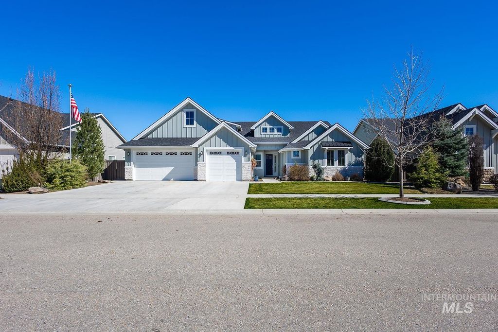 Photo of 1768 N N Annadale Way, Eagle, ID 83616 (MLS # 98978792)