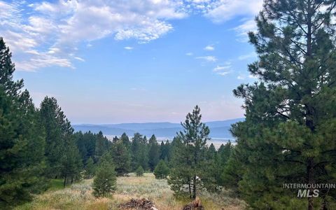 Photo of 10191 Timberrim Drive, Cascade, ID 83611 (MLS # 98980776)