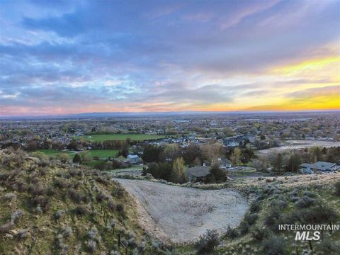 5912 W Hill Rd Boise ID 83703