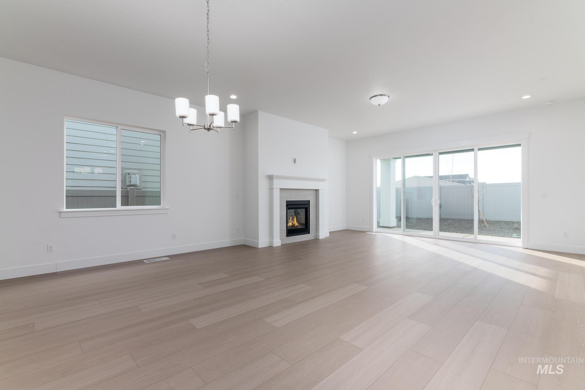 2287 N Leatherwood Pl