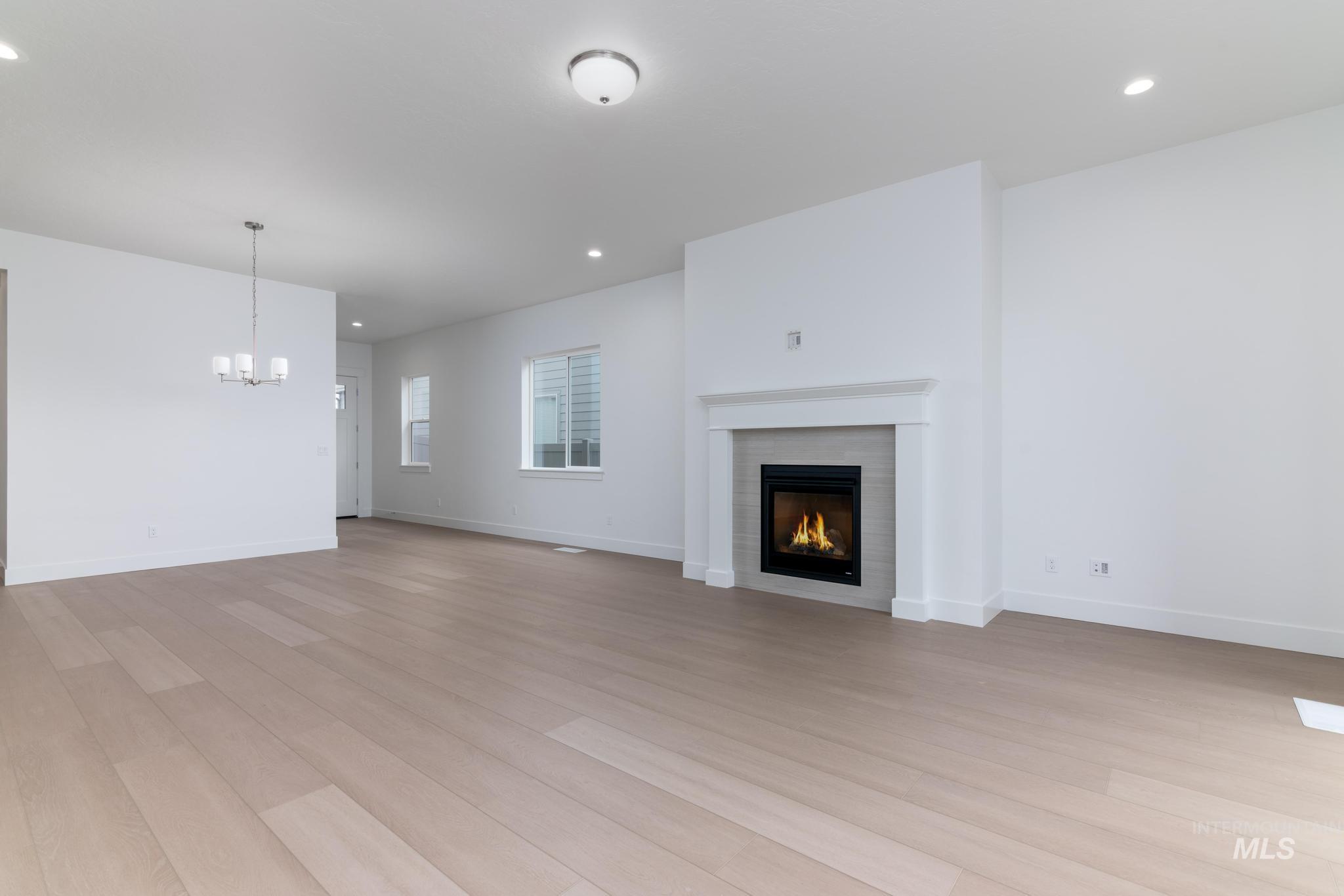 2287 N Leatherwood Pl