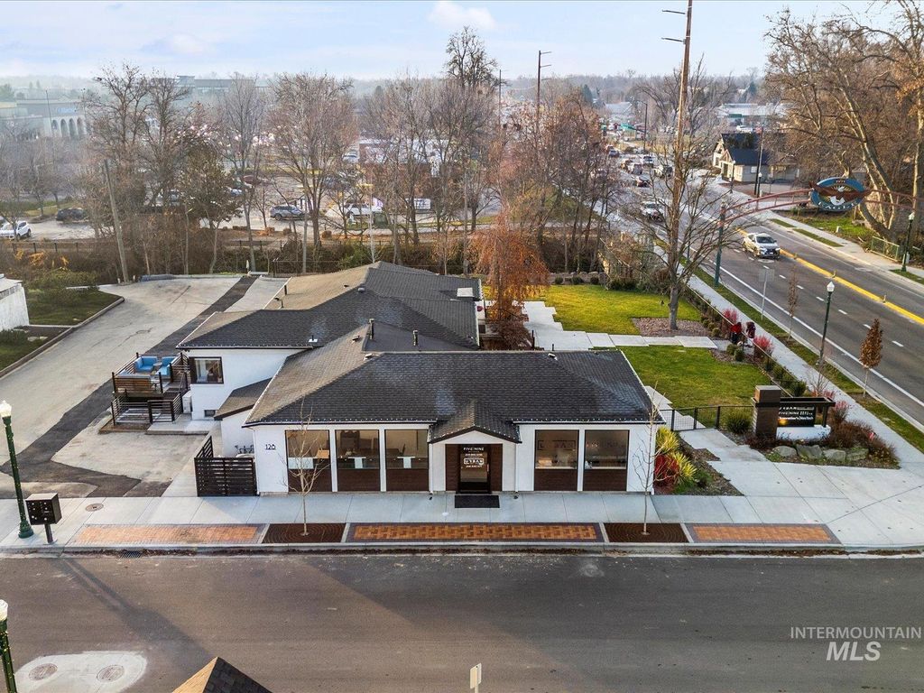 Photo of 128 S Eagle Rd, Eagle, ID 83616 (MLS # 98972359)