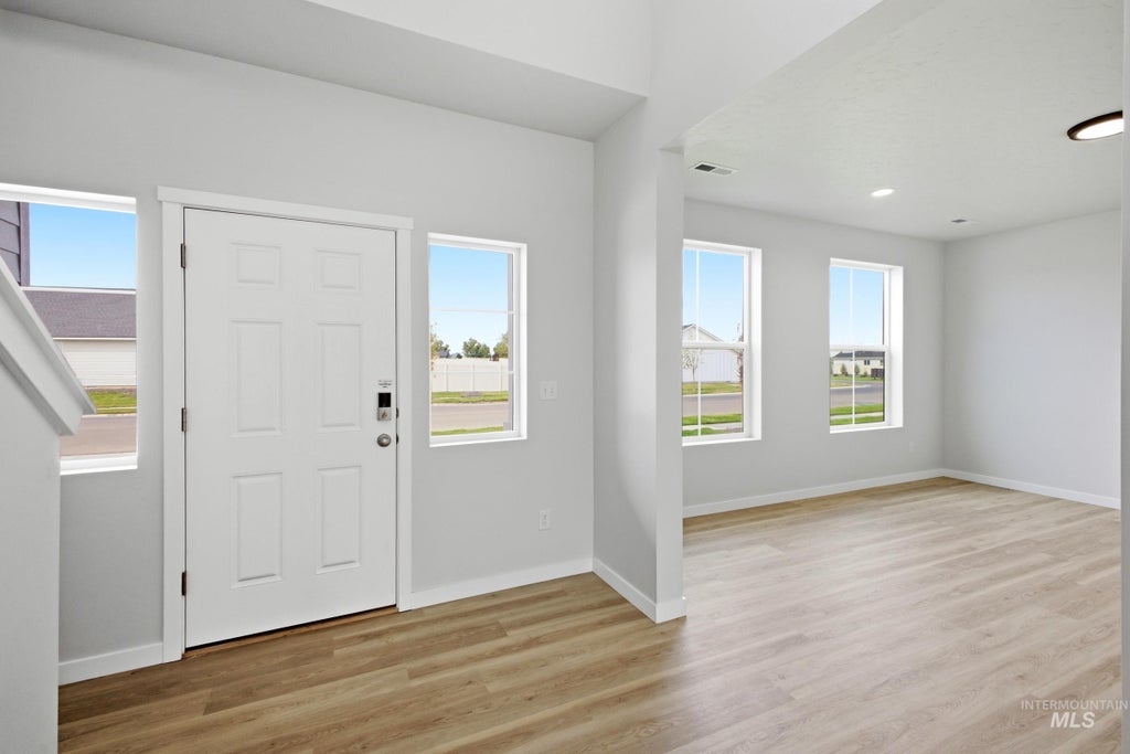 Photo of 3202 W Animas Creek Dr, Kuna, ID 83634 (MLS # 98999815)
