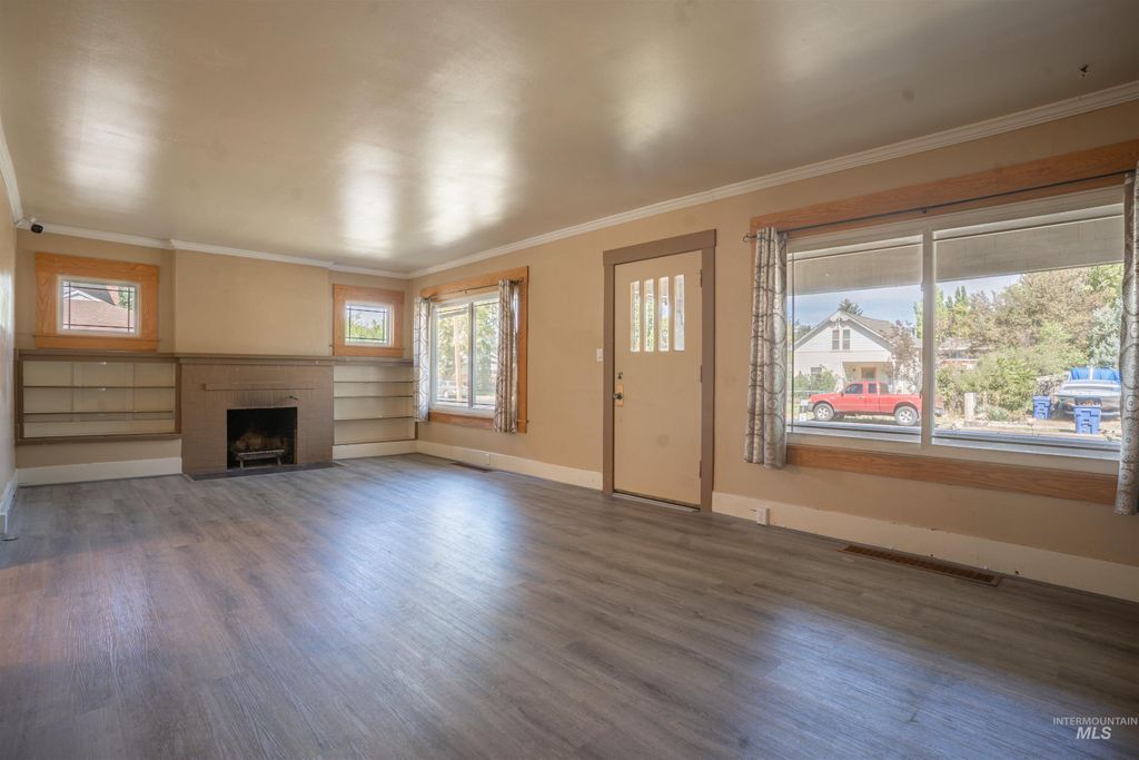 Photo of 1206 9th Ave East Ave, Twin Falls, ID 83301 (MLS # 98958030)