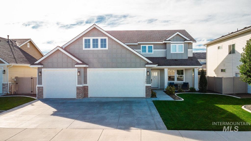 Photo of 11065 White River St, Caldwell, ID 83605 (MLS # 98978395)