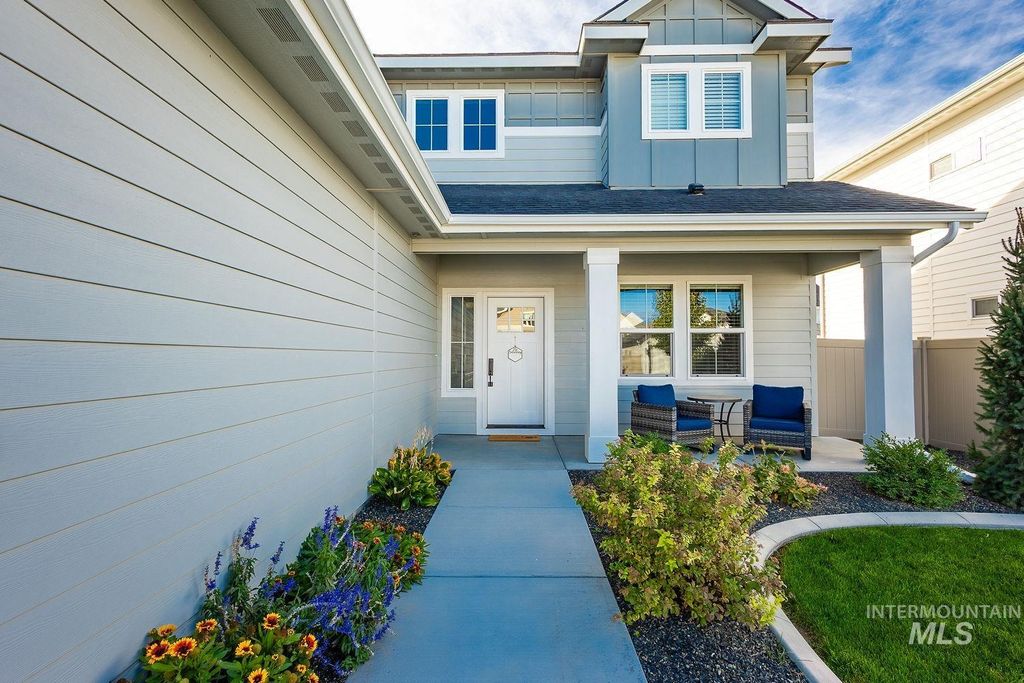 Photo of 11065 White River St, Caldwell, ID 83605 (MLS # 98978395)