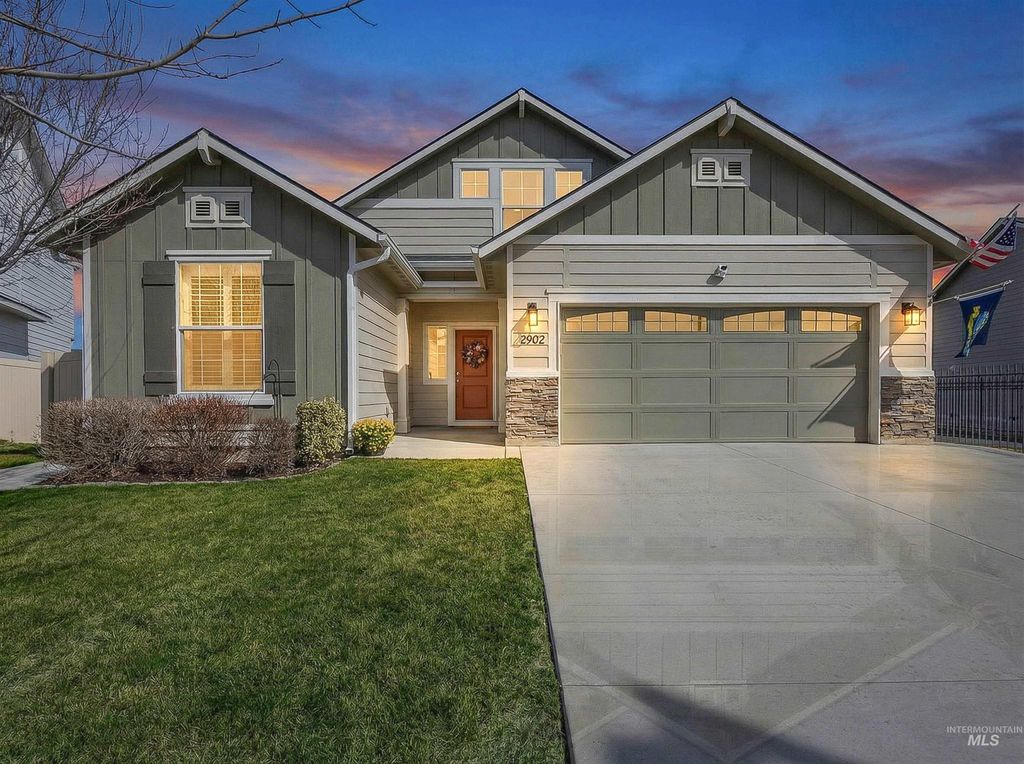Photo of 4202 W Peak Cloud Dr, Meridian, ID 83642 (MLS # 98986064)